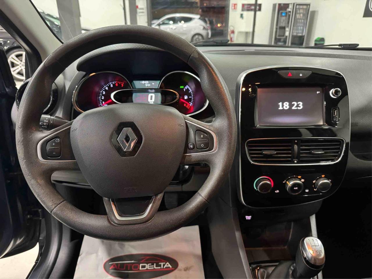 Renault Clio 1.2 75 CV 5 porte Duel2