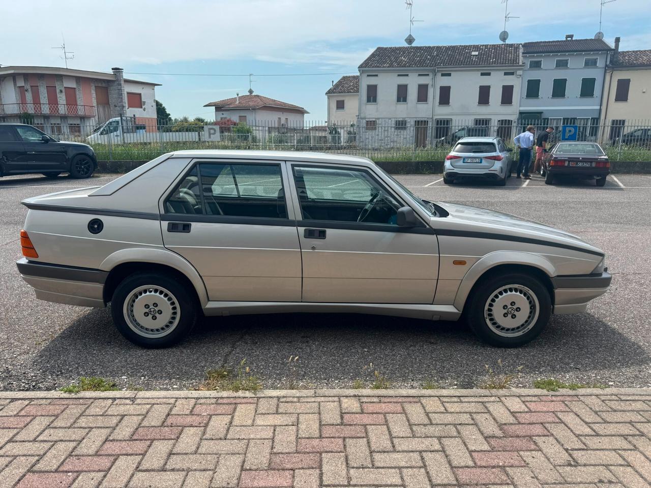 Alfa Romeo 75 2.0i Twin Spark