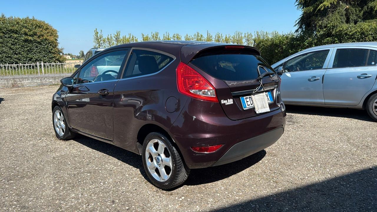 Ford Fiesta Ikon 1.4 3 porte Bz.- GPL