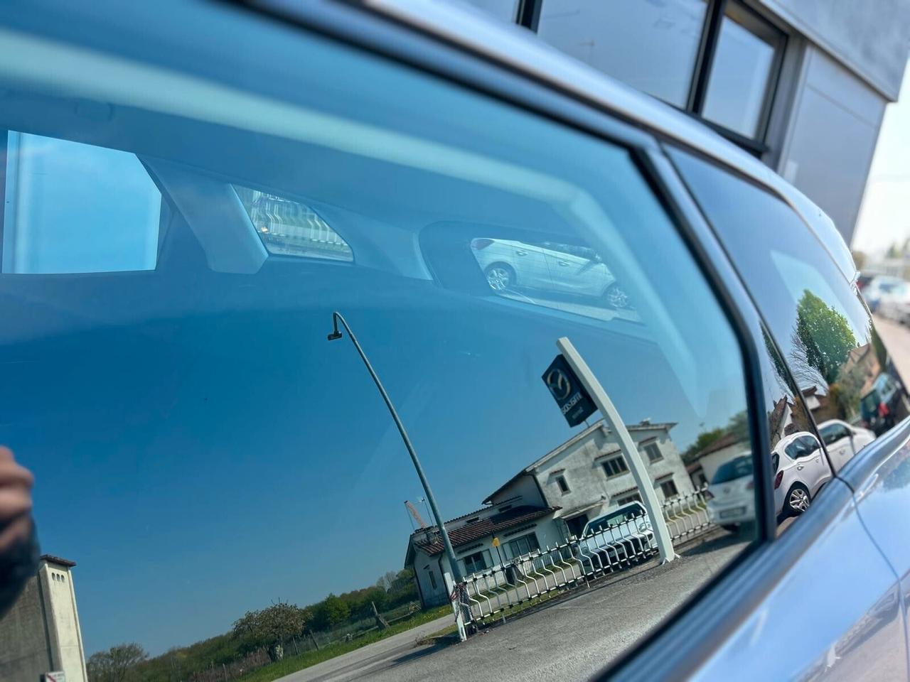 Peugeot 3008 BUSINESS BlueHDi 130 EAT8