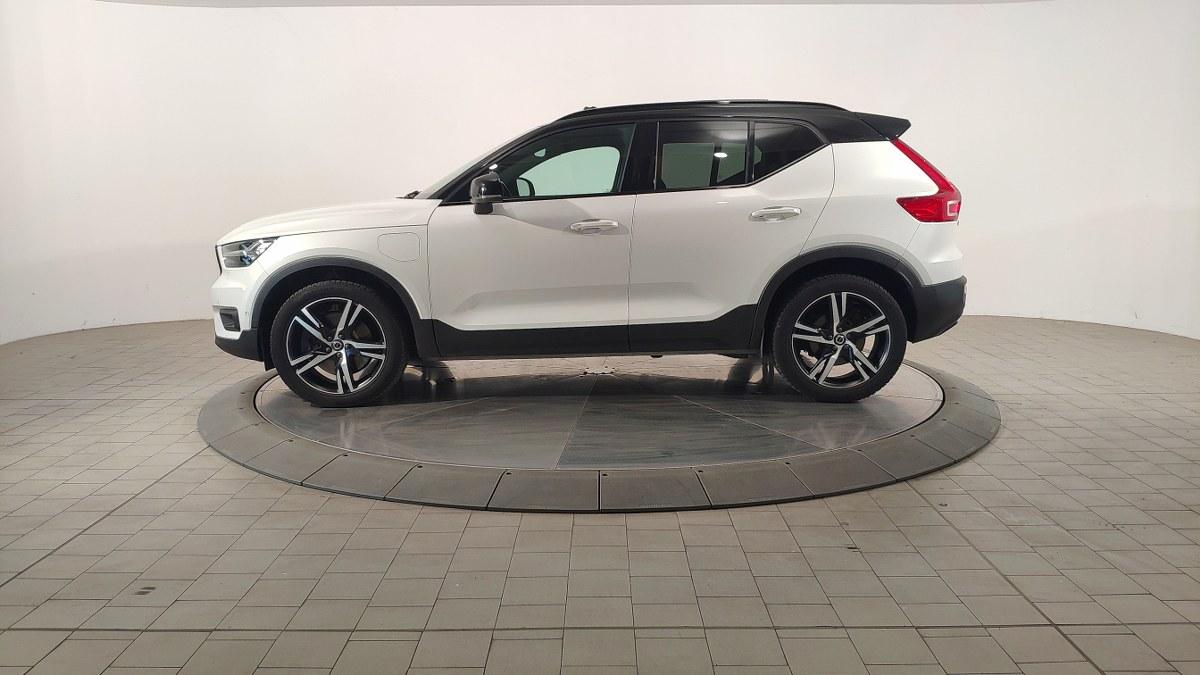 VOLVO Xc40 T4 Recharge Plug-In Hybrid R-Design