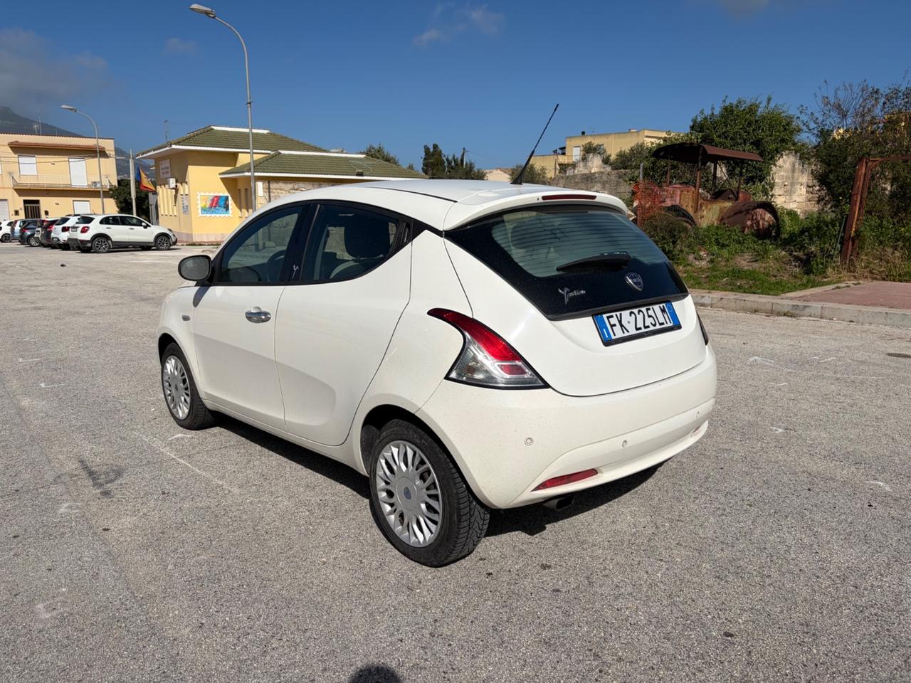 Lancia Ypsilon 1.2 69 CV 5 porte Platinum