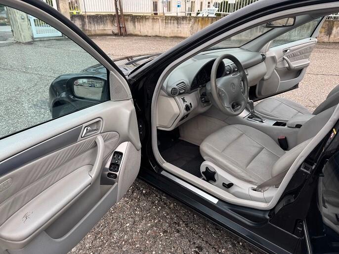 Mercedes-benz C 320 CDI cat Avantgarde AMG