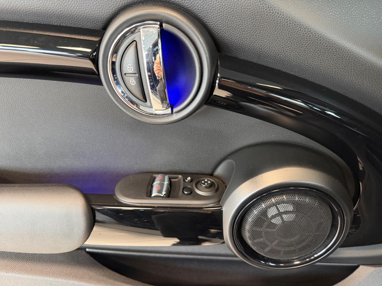 Mini 2.0 John Cooper Works auto