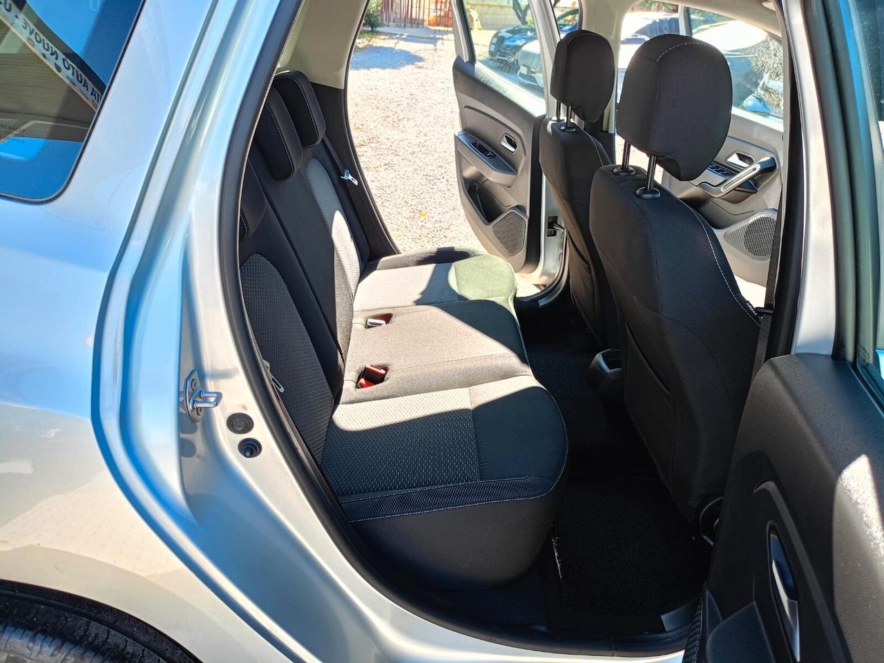 Dacia Duster 1.0 TCe 100 CV ECO-G 4x2 Prestige