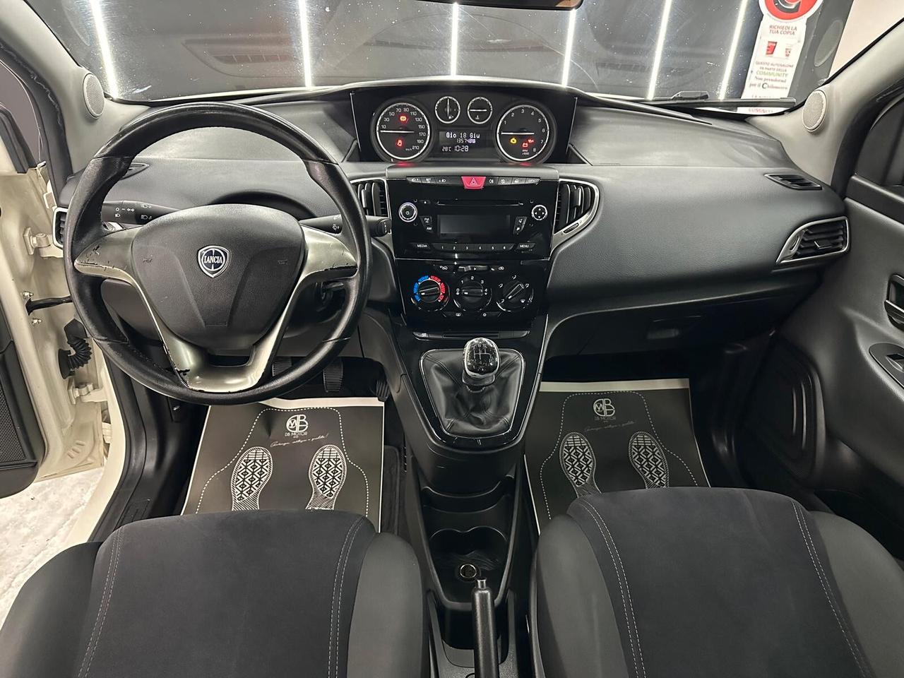 Lancia Ypsilon III 2011 1.2 8v Platinum