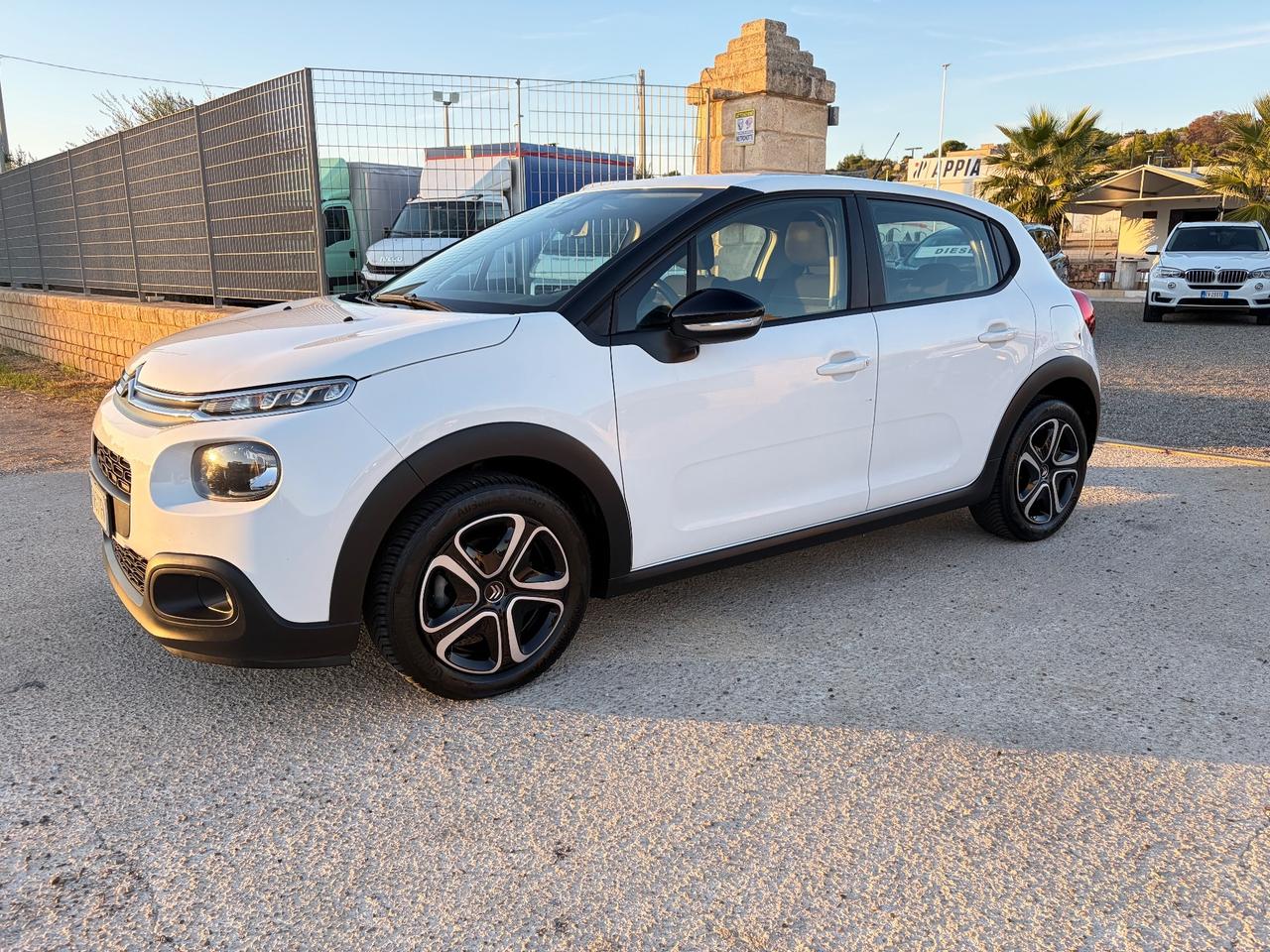 Citroen C3 PureTech 82 GPL Shine