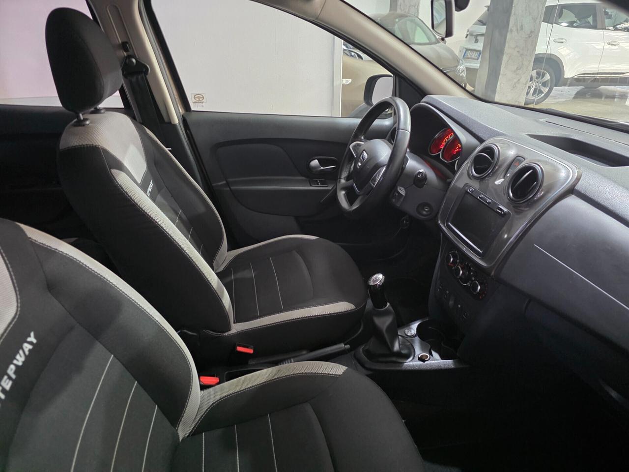 DACIA SANDERO STEPWAY 1.0 GPL 100cv 1 PROPRIETARIO