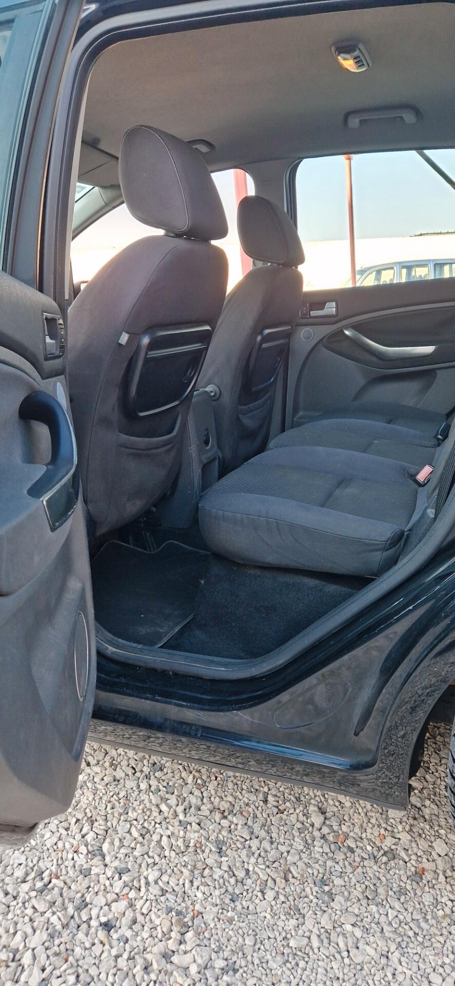 Ford C-Max 1.6 TDCi 90 CV Titanium perfetta