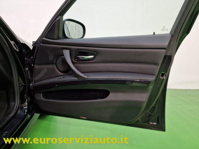 BMW 320 d cat xDrive Touring Futura