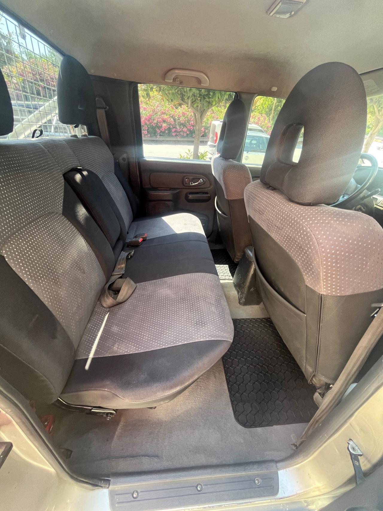 Mitsubishi L200 2.5 TDI 4WD Club Cab Pup. GLS Targ.