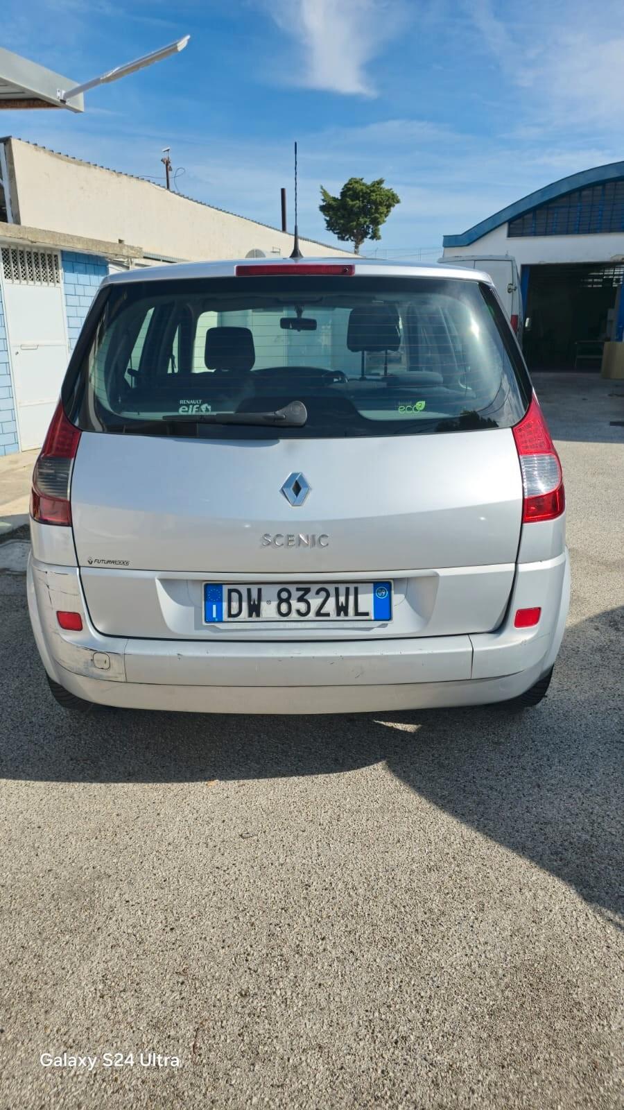 Renault Scenic Scénic 1.5 dCi 105CV SERIE SPECIALE PLAYSTATION PORTABLE