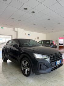 AUDI - Q2 - 30 TDI S tronic Identity Black