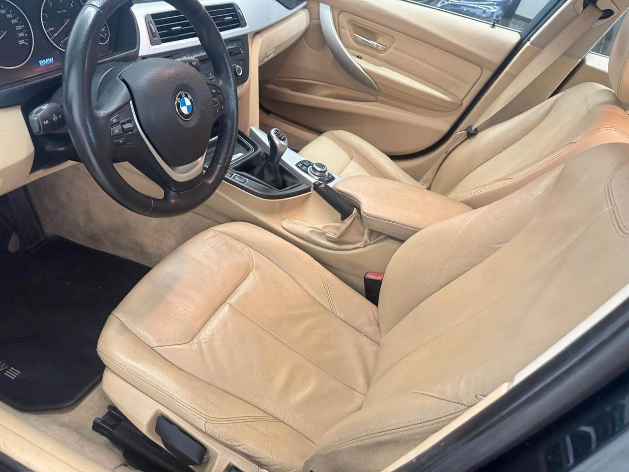 Bmw 316d 2.0d 116cv - Luxury - 2012