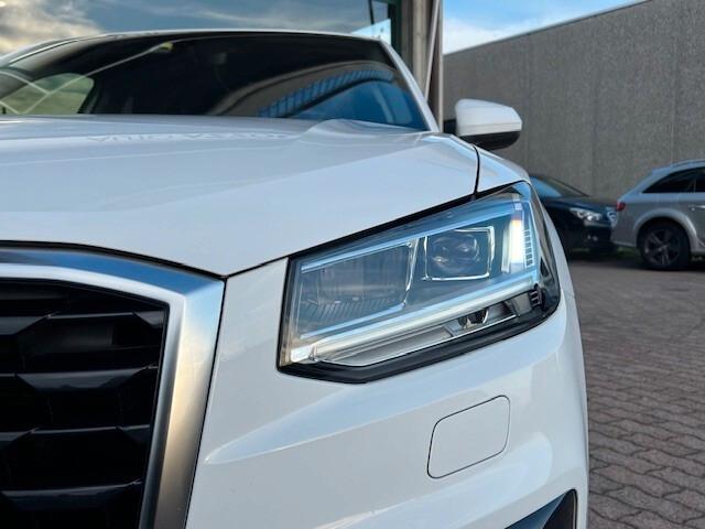 Audi Q2 1.6 tdi Design s-tronic, Led, 18", Carplay,