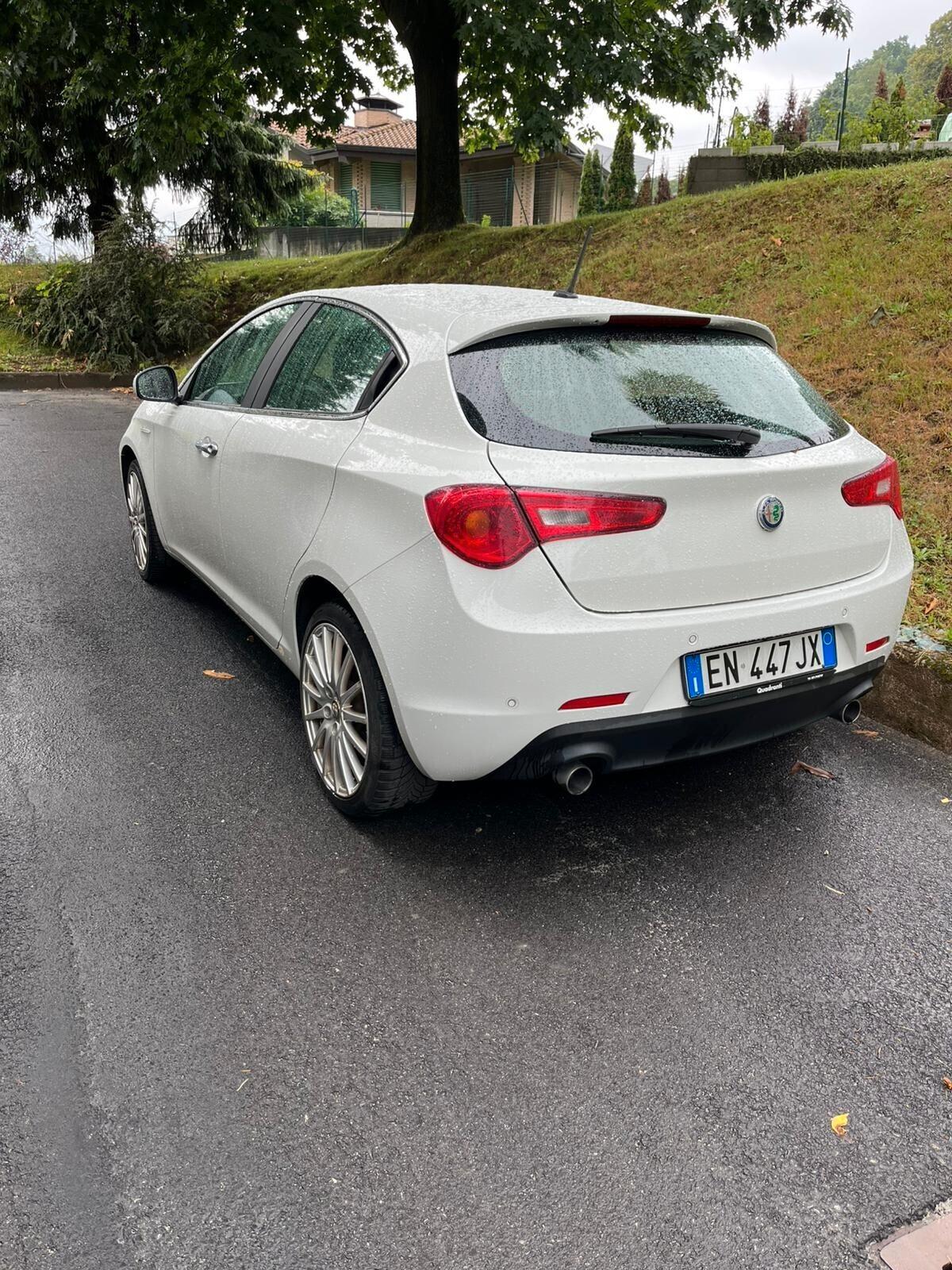 ALFA GIULIETTA AUTOMATICA IN ARRIVO