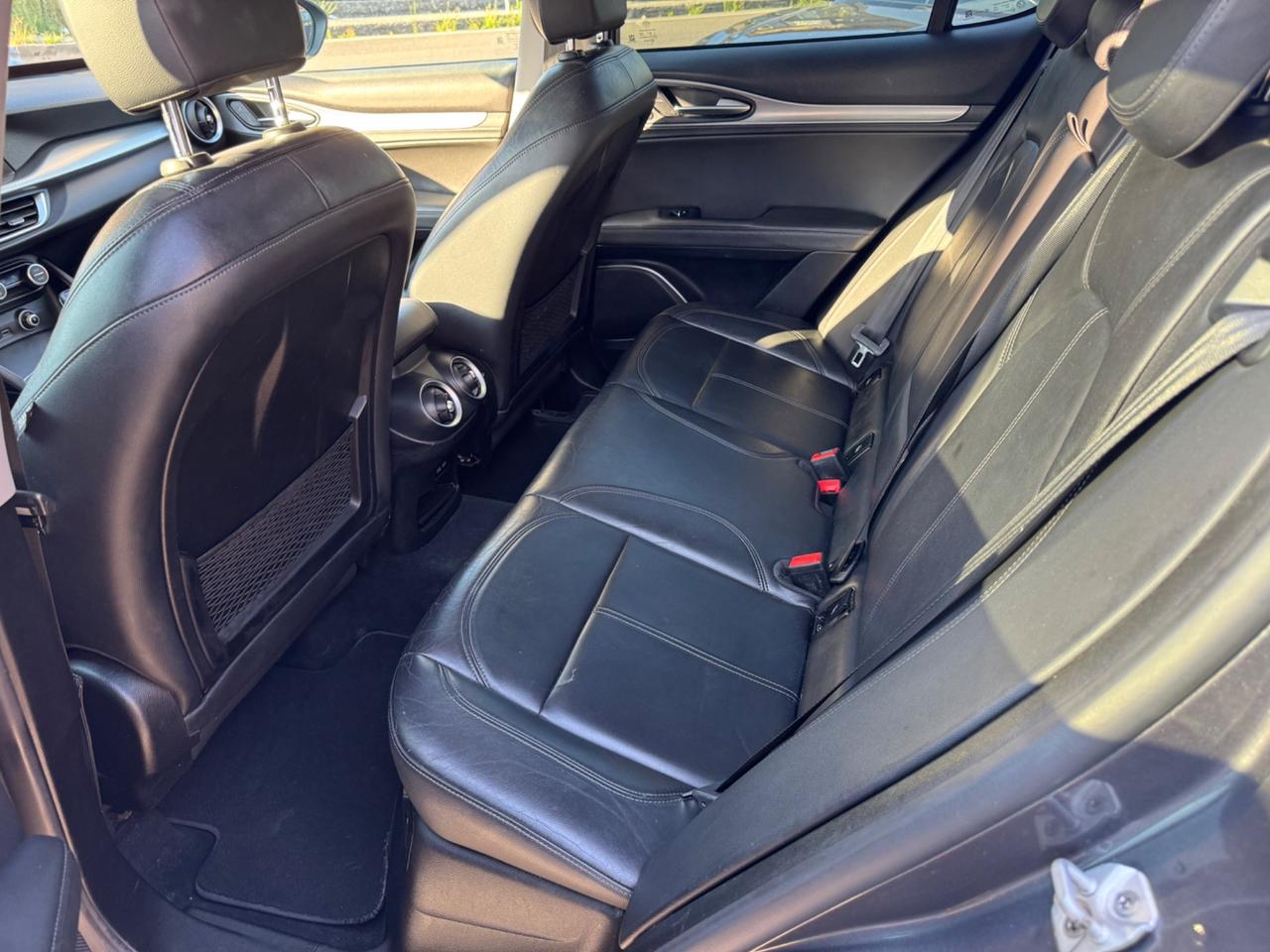 Alfa Romeo Stelvio 2.2 Turbodiesel 210 CV AT8 Q4 Business