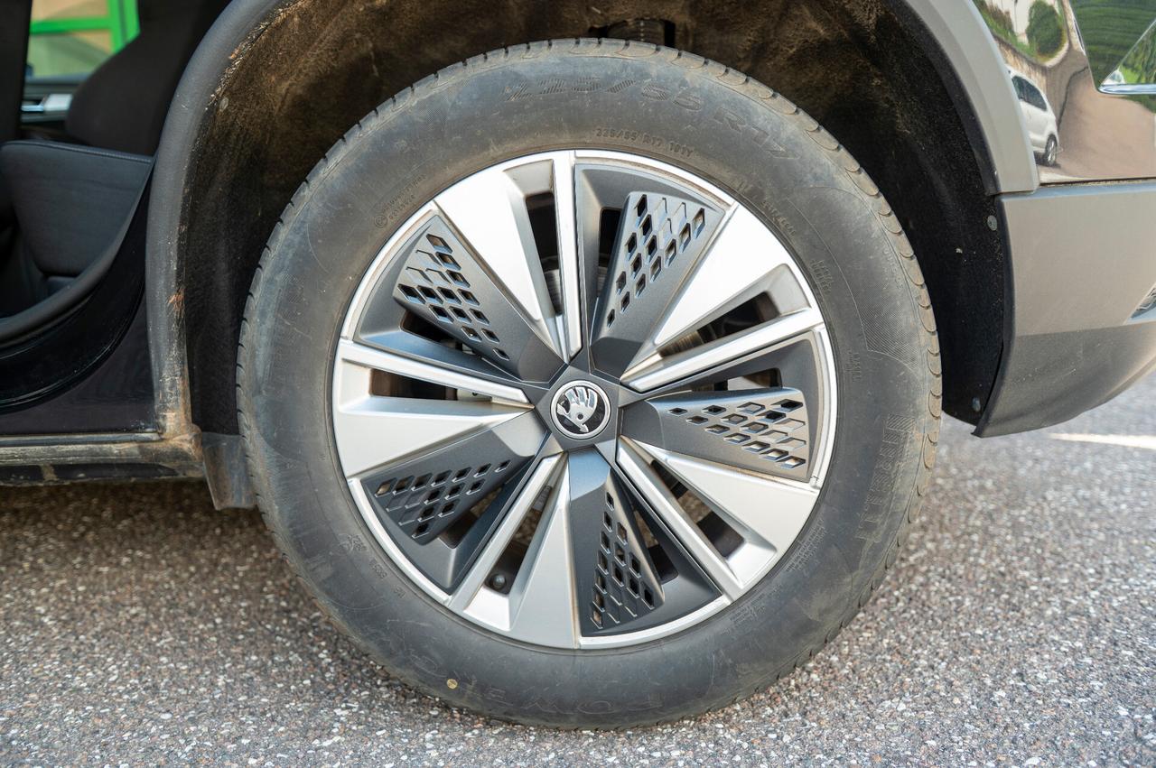 Skoda Karoq 2.0 TDI 4x4 - 2022 uniproprietario