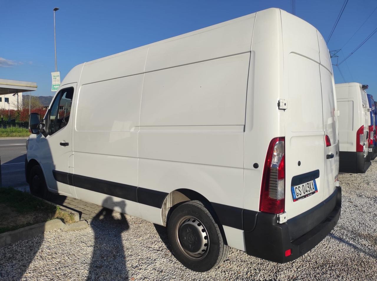 Renault Master T33 2.3 dCi 135 L2H2 Coibentato Iva Compresa