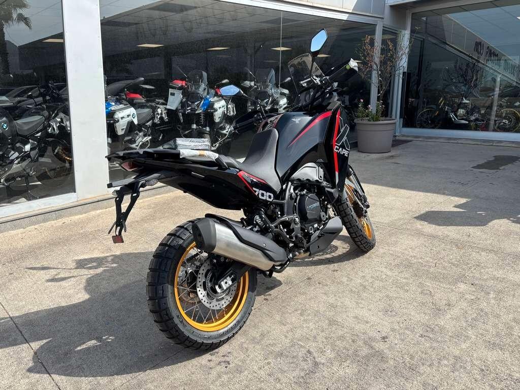 Moto Morini X-Cape 700 nuova pronta consegna a 74 euro al mese