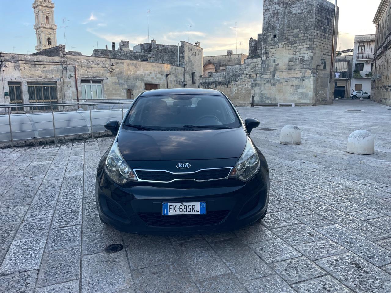 Kia Rio 1.1 CRDi WGT 5p. EX