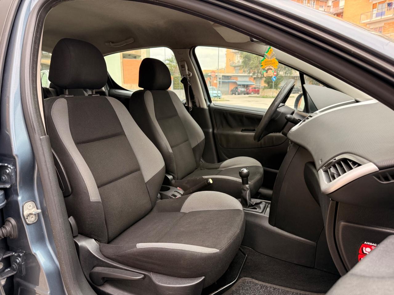 Peugeot 207 Restayling 1.4 HDi 70CV 5p. Energie Full Perfett