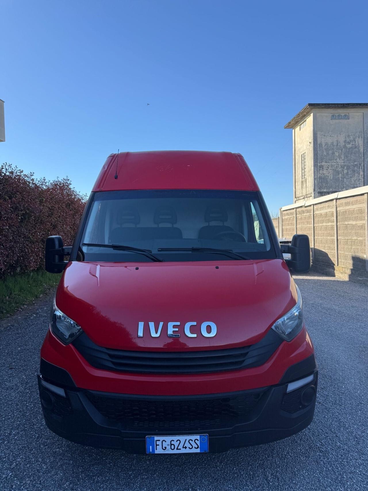 Iveco Daily 33S12 2.3 HPT PM-TM Furgone
