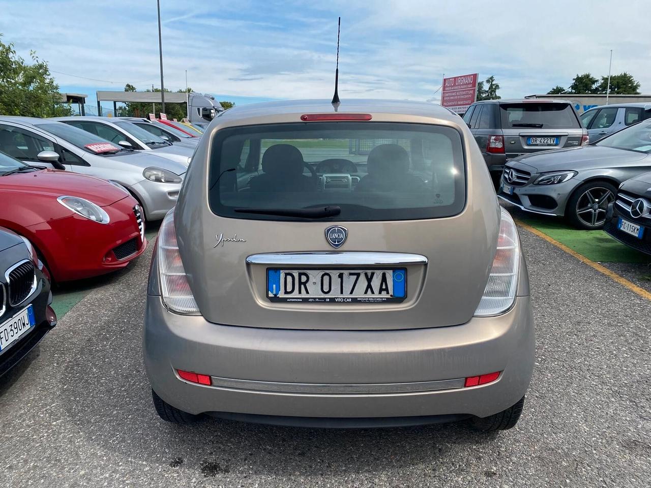 Lancia Ypsilon 1.2 Argento