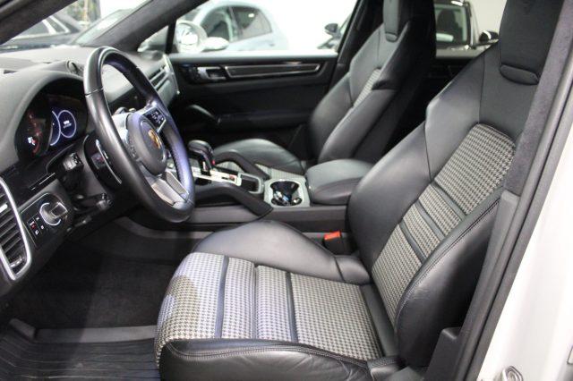PORSCHE Cayenne Coupé 3.0 V6 340 CV Pack Sport Design