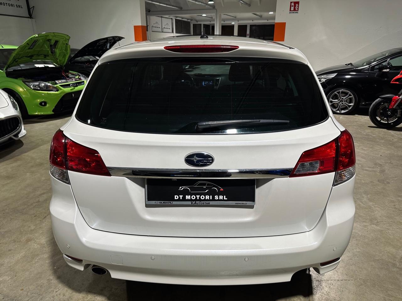 Subaru Legacy 2.0D-S 4WD Dynamic TETTO-RETROCAMERA
