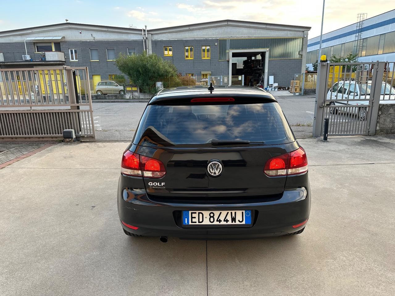 Volkswagen Golf 1.6 TDI DPF DSG 5p. Highline