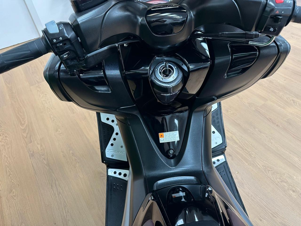 YAMAHA TMAX T MAX T-MAX 500 - 33.000KM DA 99€ AL MESE