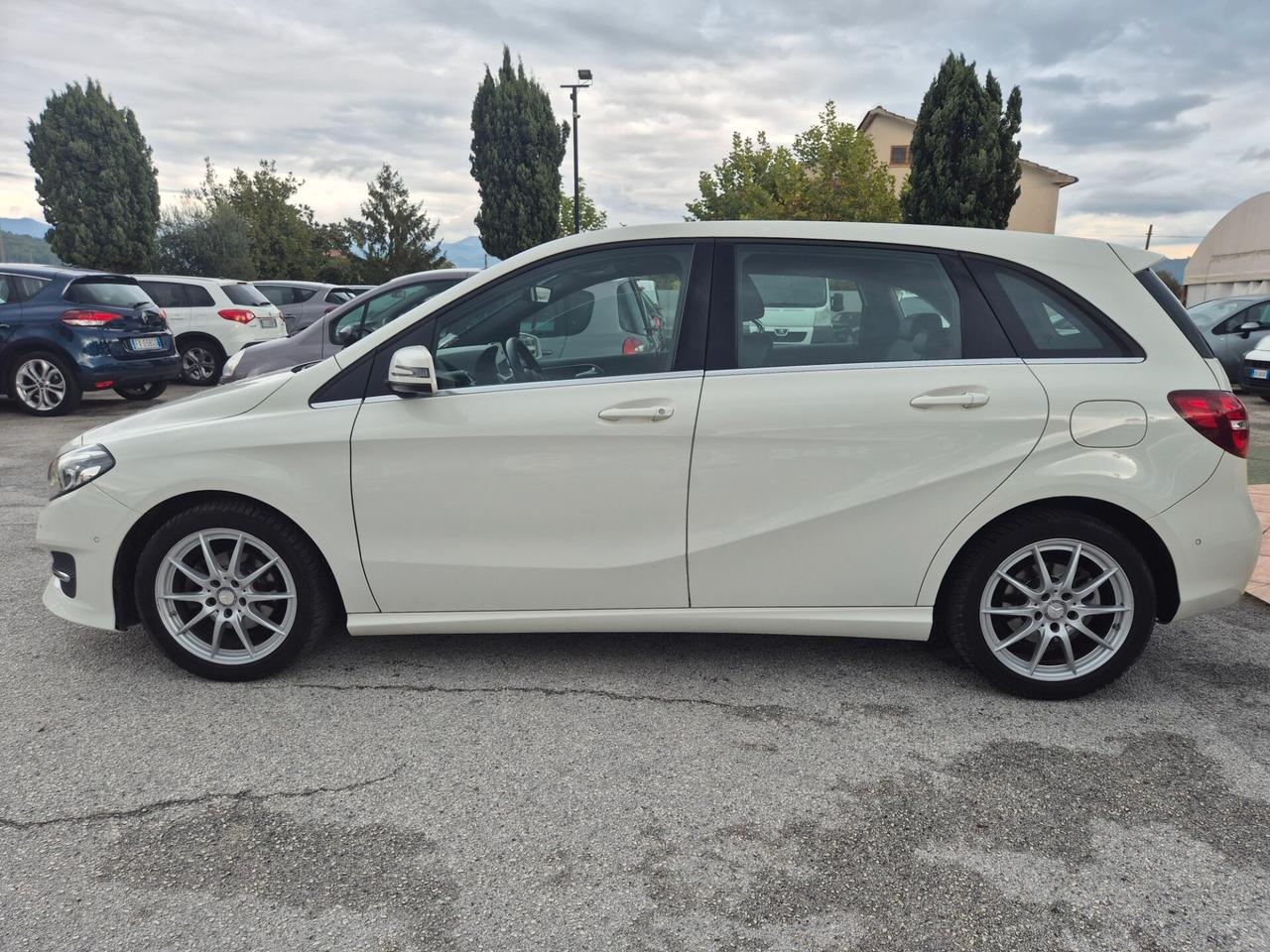 Mercedes-benz B 180 d Automatic Sport