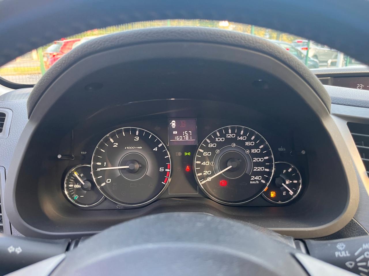Subaru OUTBACK 2.0D Exclusive - 2013