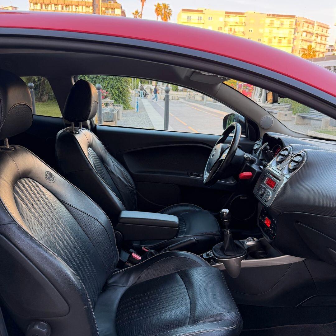 Alfa Romeo MiTo 1.4 T 155CV Distinctive Premium Pack