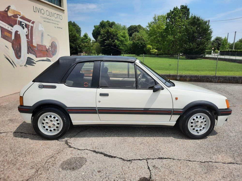 Peugeot 205 CTI 1600 Cabriolet del 1988