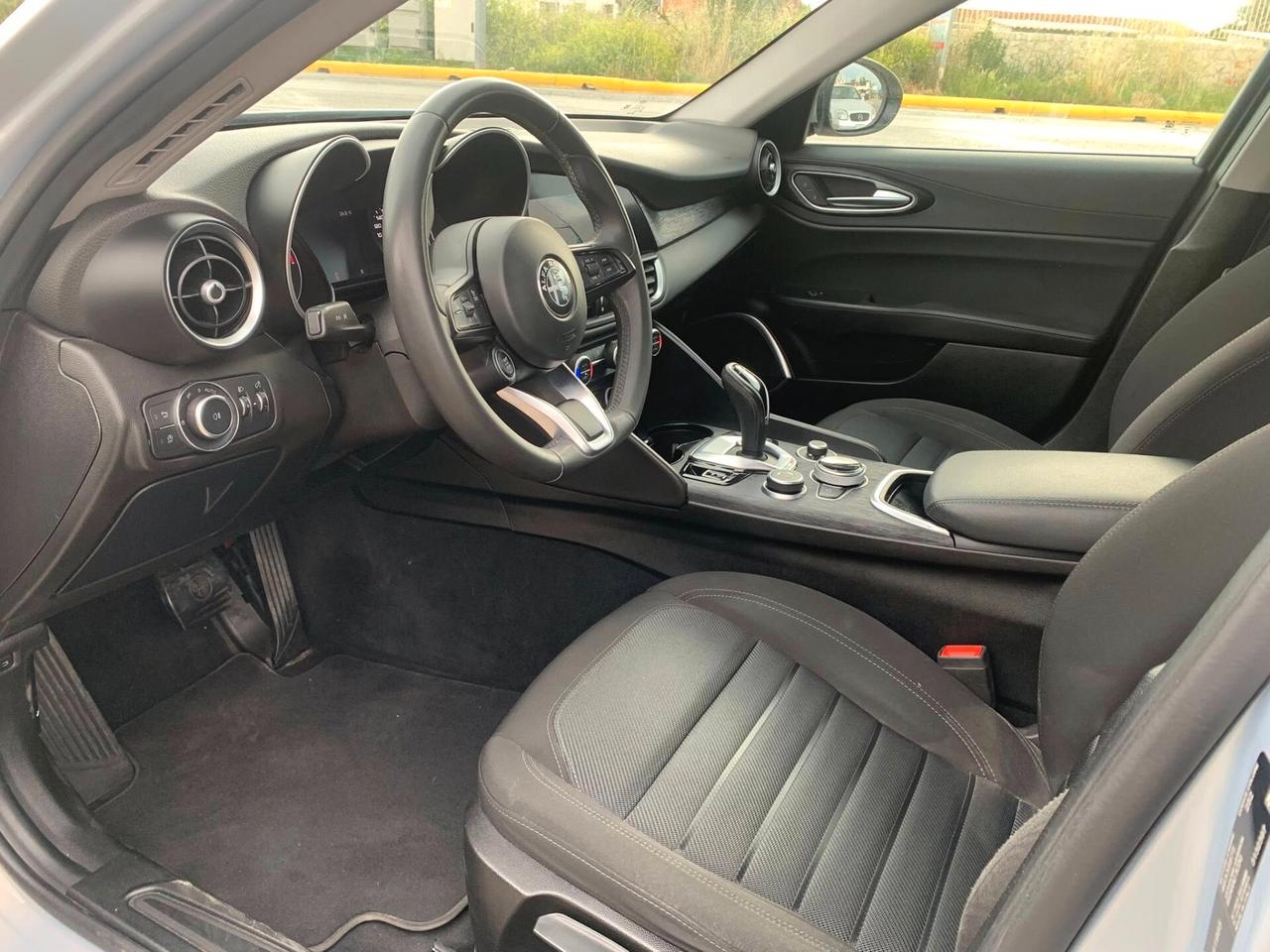 Alfa Romeo Giulia 2.2cc160 CV AT8 uniprò 12/2020