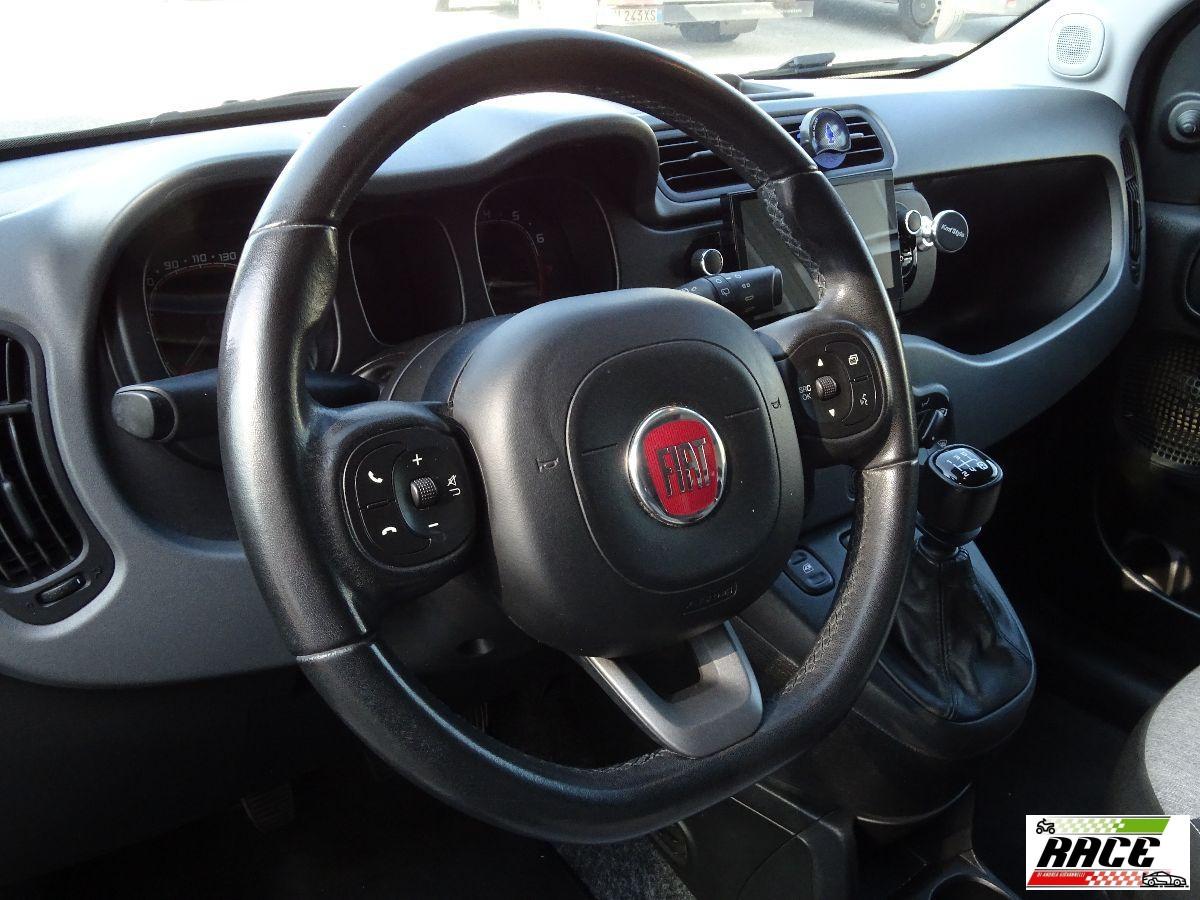 FIAT - Panda - 1.2 Lounge telecamera, vivavoce, radio digitale