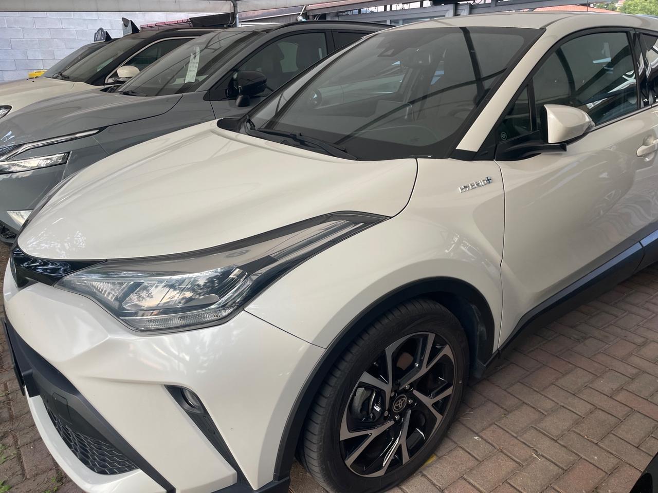 Toyota C-HR 1.8 Hybrid E-CVT Lounge
