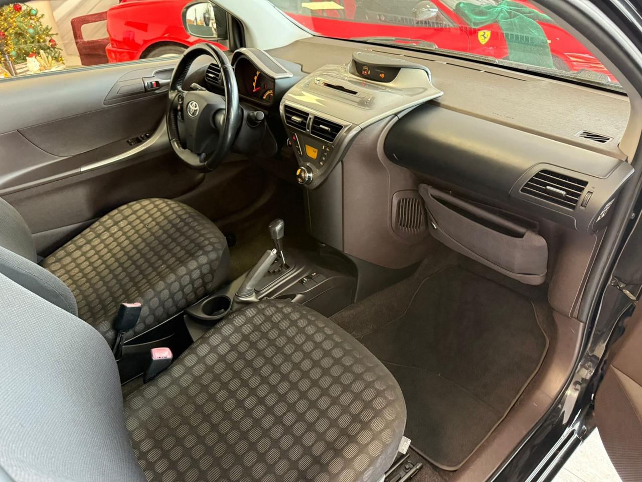 Toyota iQ 1.0 Multidrive Versione Lancio