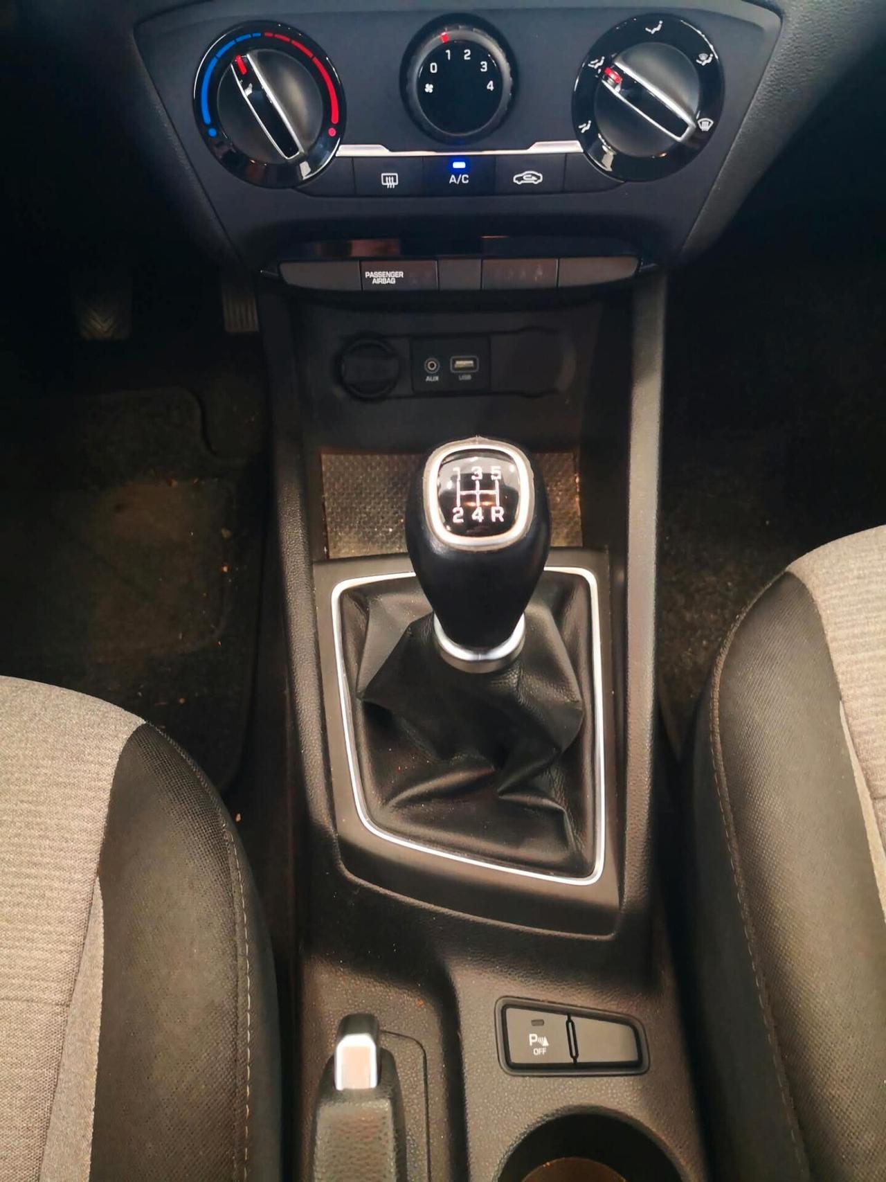 Hyundai i20 1.2 84 CV 5p. ***GRANDINE***TAGLIANDI HYUNDAI***UNIPROPRIETARIO***
