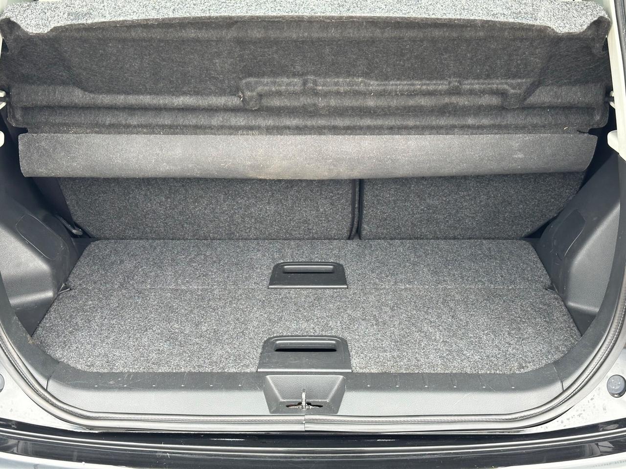 Nissan Note 2009 Restyling 1.4 88CV Acenta XFETTA