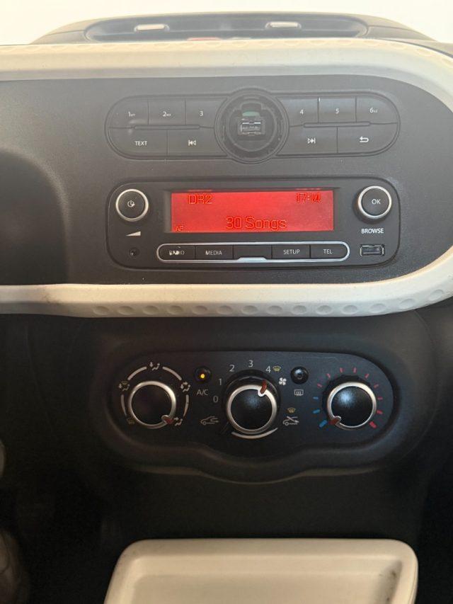 RENAULT Twingo 1.0 SCe Wave