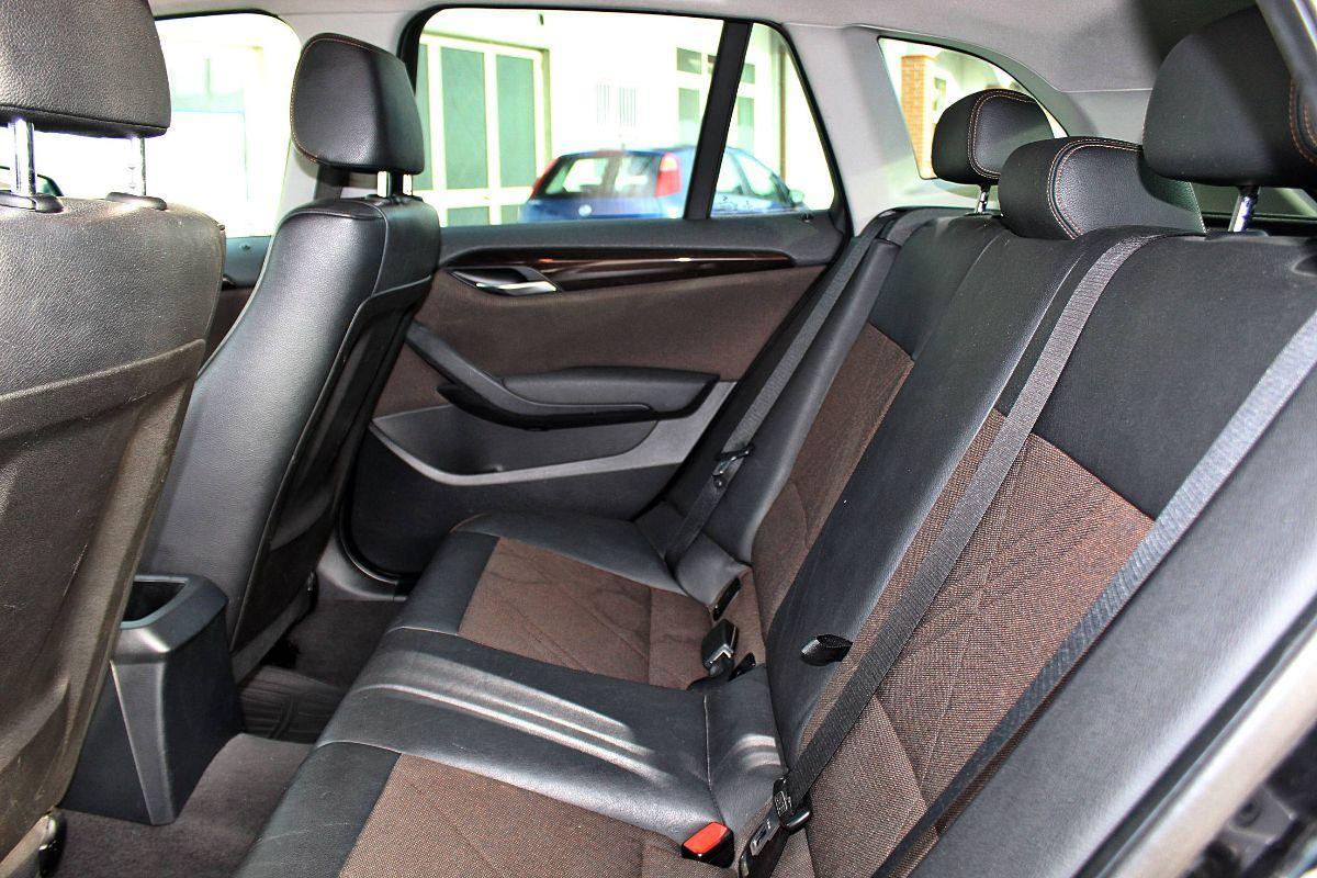 BMW - X1 - xDrive18d