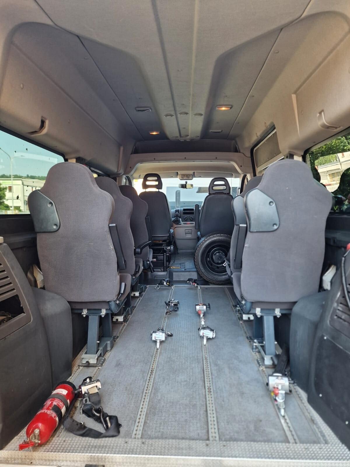 Fiat Ducato 2.3 MJT trasporto disabili 9 POSTI