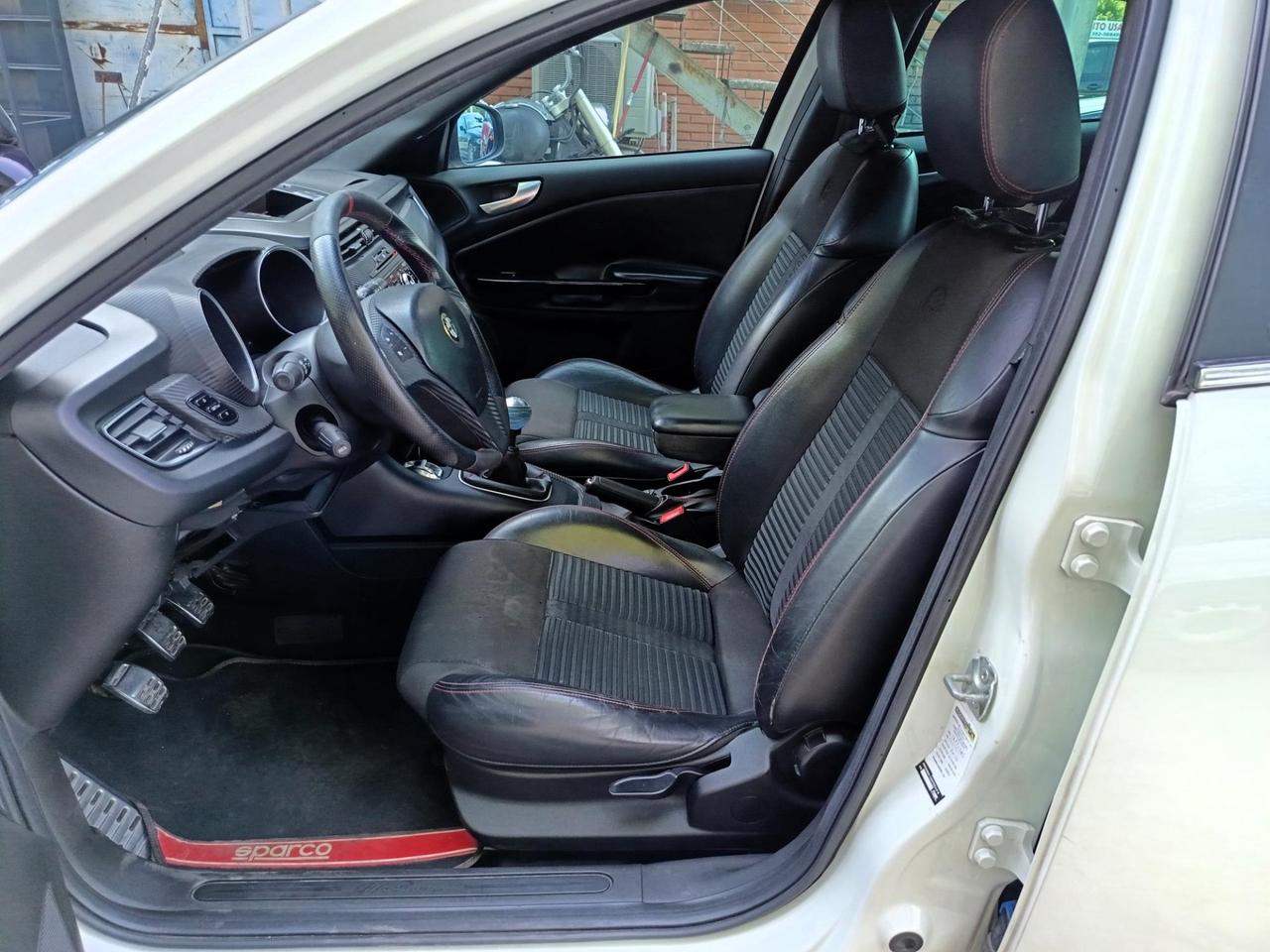 Alfa Romeo Giulietta 1750 tbi Quadrifoglio Verde 235cv