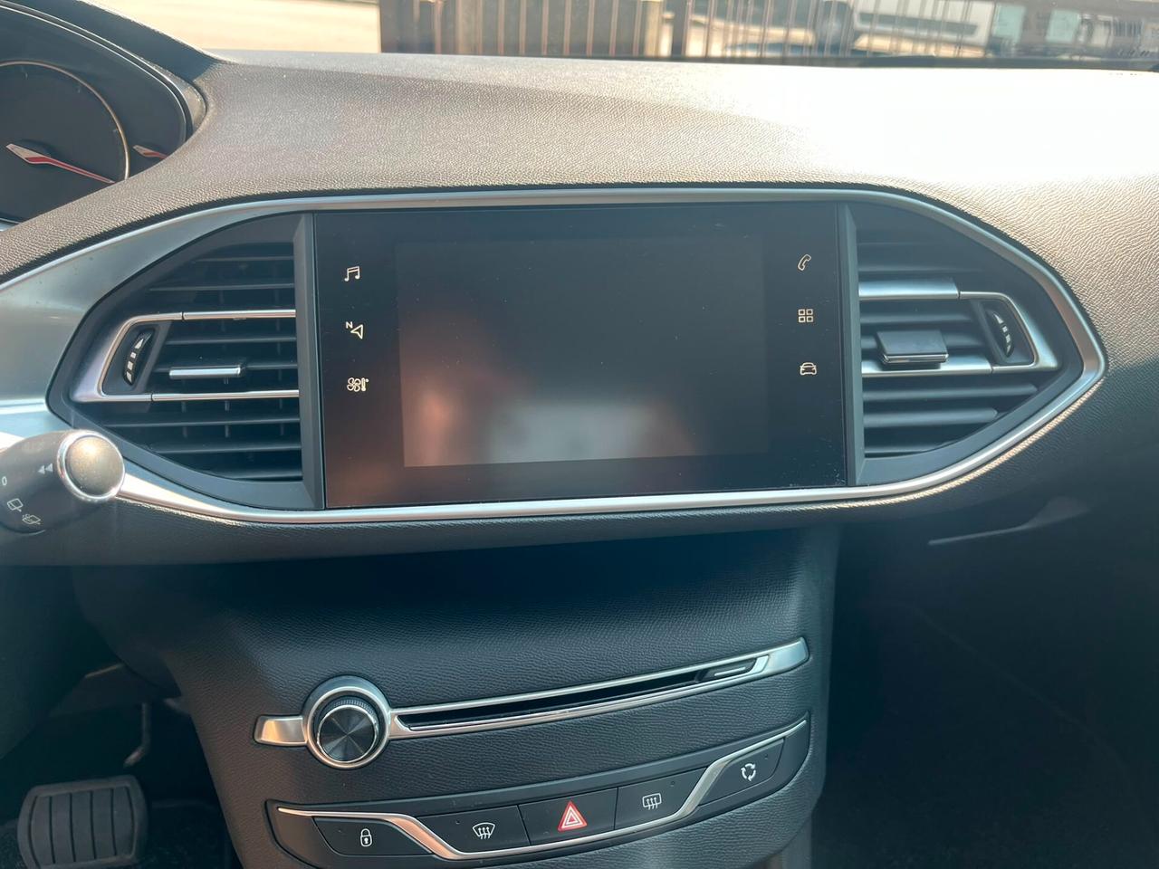 Peugeot 308 BlueHDi 130 S&S EAT6 SW Allure