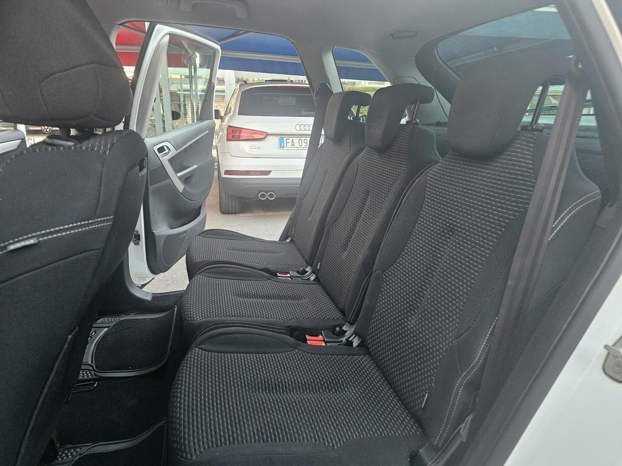 Citroen C4 Picasso 1.6 HDi 112CV..Automatica.2013