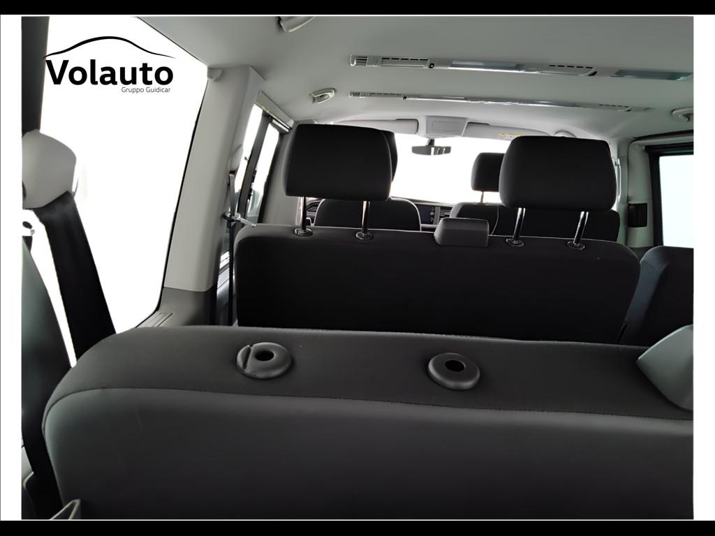 VOLKSWAGEN T6.1 Caravelle 2.0 tdi 150cv Comfortline p.c. dsg7