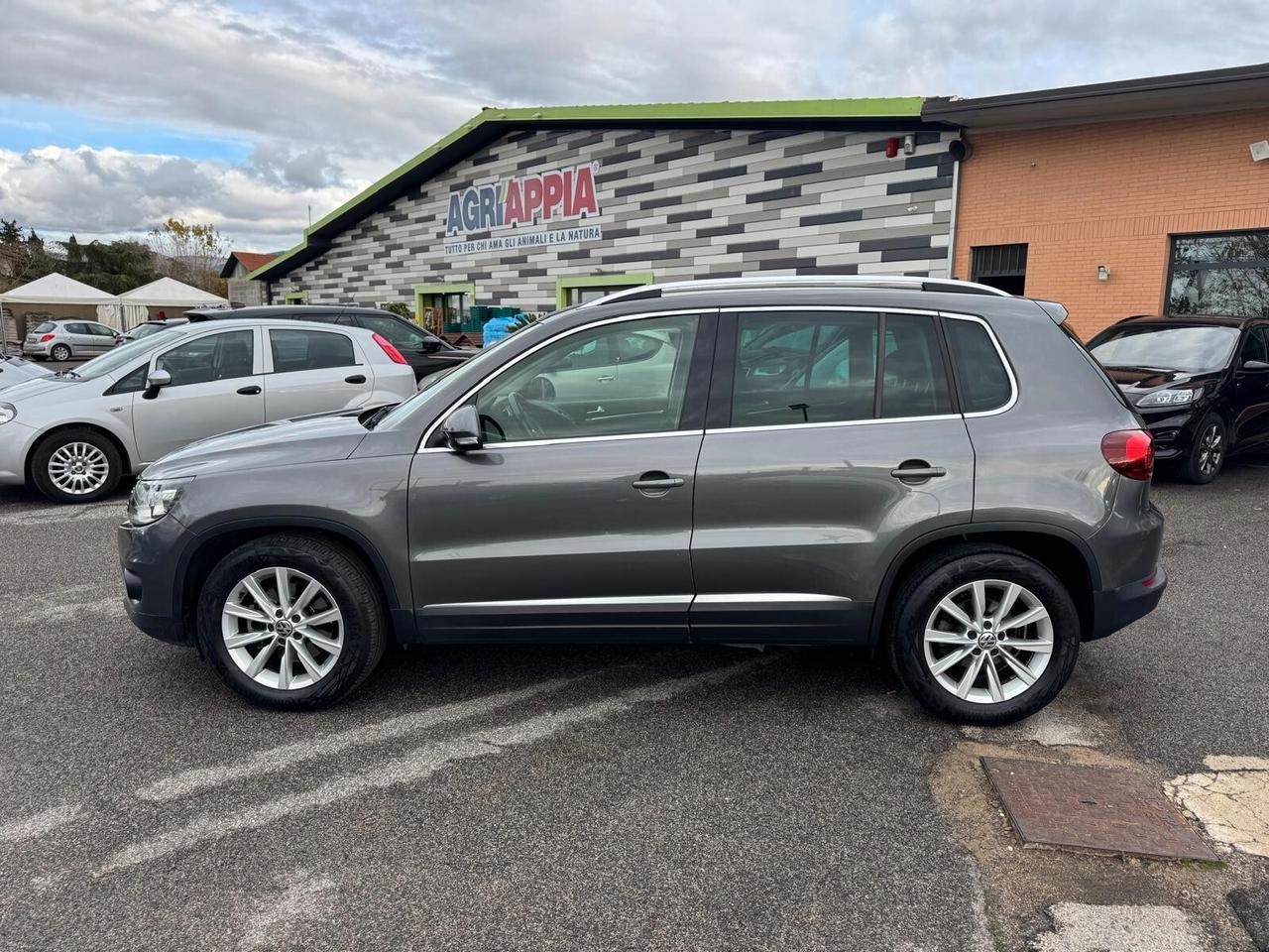 Volkswagen Tiguan 2.0 TDI 110 CV Sport BlueMotion Technology 2016